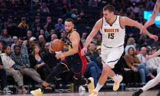 崔永熙：杨瀚森把女友带身边确实压力很大 希望他用实力打破质疑